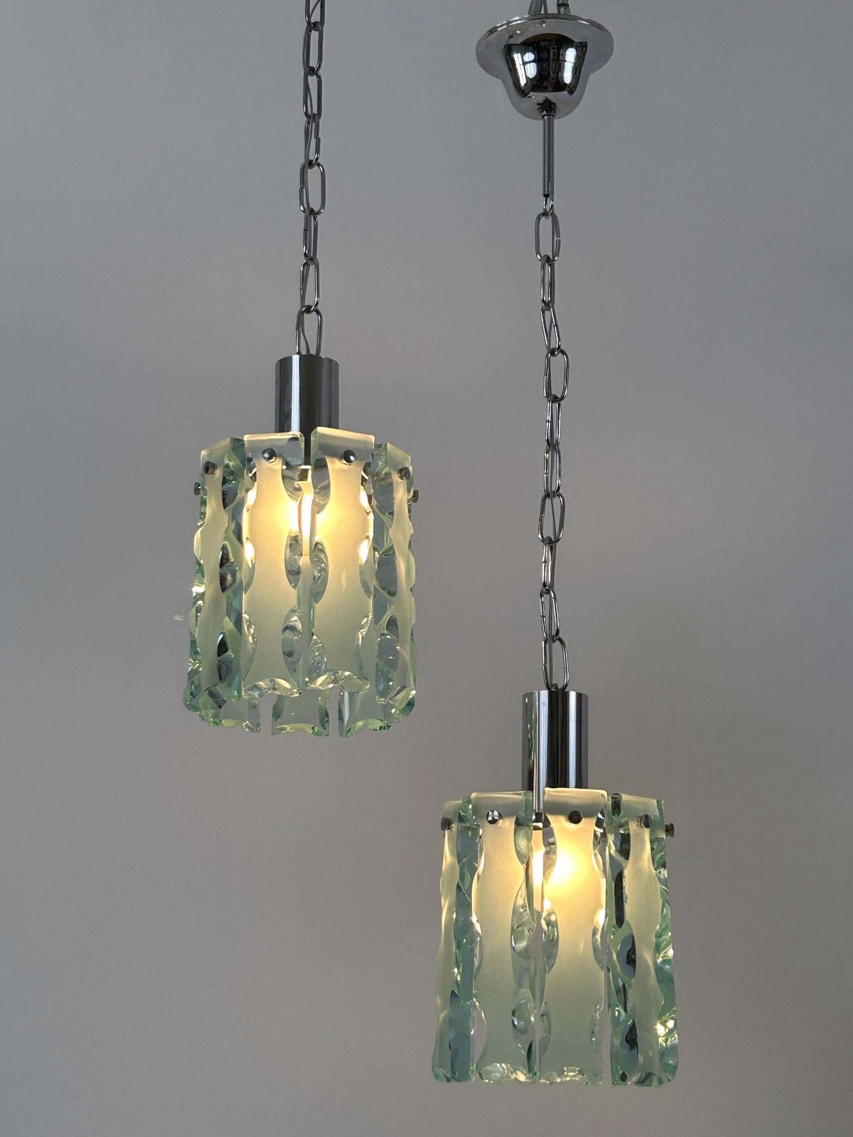 Set Of Two Elegant Mid Century Modern Pendant Lamps By Zero Quattro Italy 1970s photo vinterior