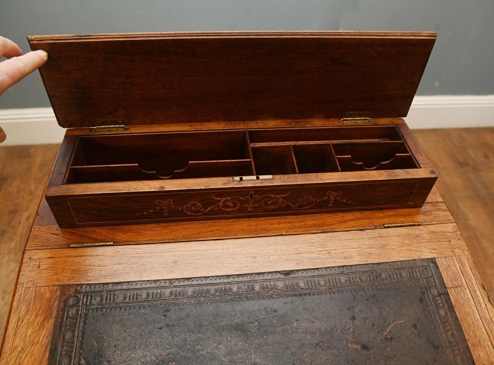 Furniture Sheraton Revival Davenport Antique Desk Marquetry 1890 photo