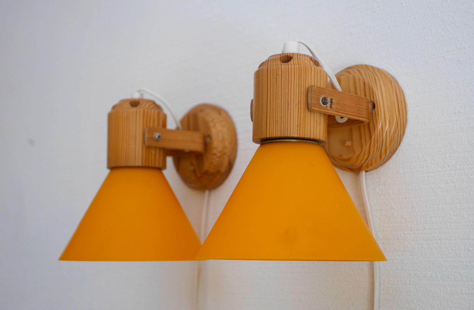 Scandinavisch Modern Grenen Wandlampen Van Solbacken, Zweden, 1975, Set Van 2 photo furniture