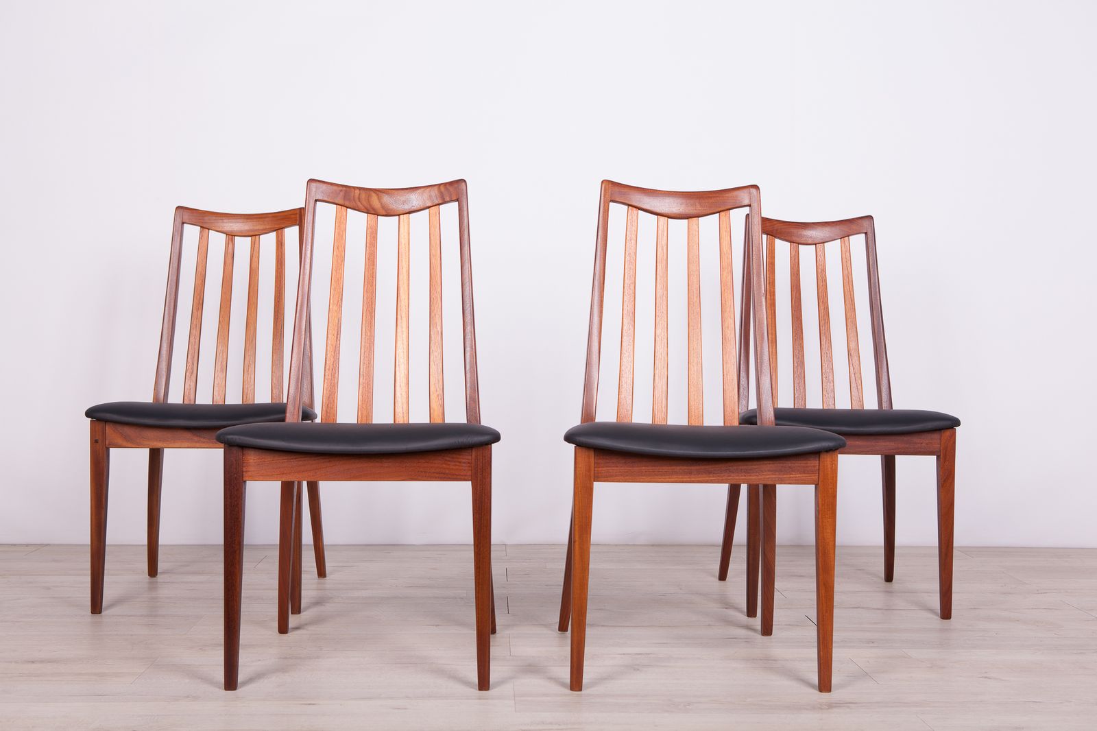 Vintage Teak & Leather Dining Chairs By Leslie Dandy For G Plan, 1960s, Set Of 4 photo Furniture