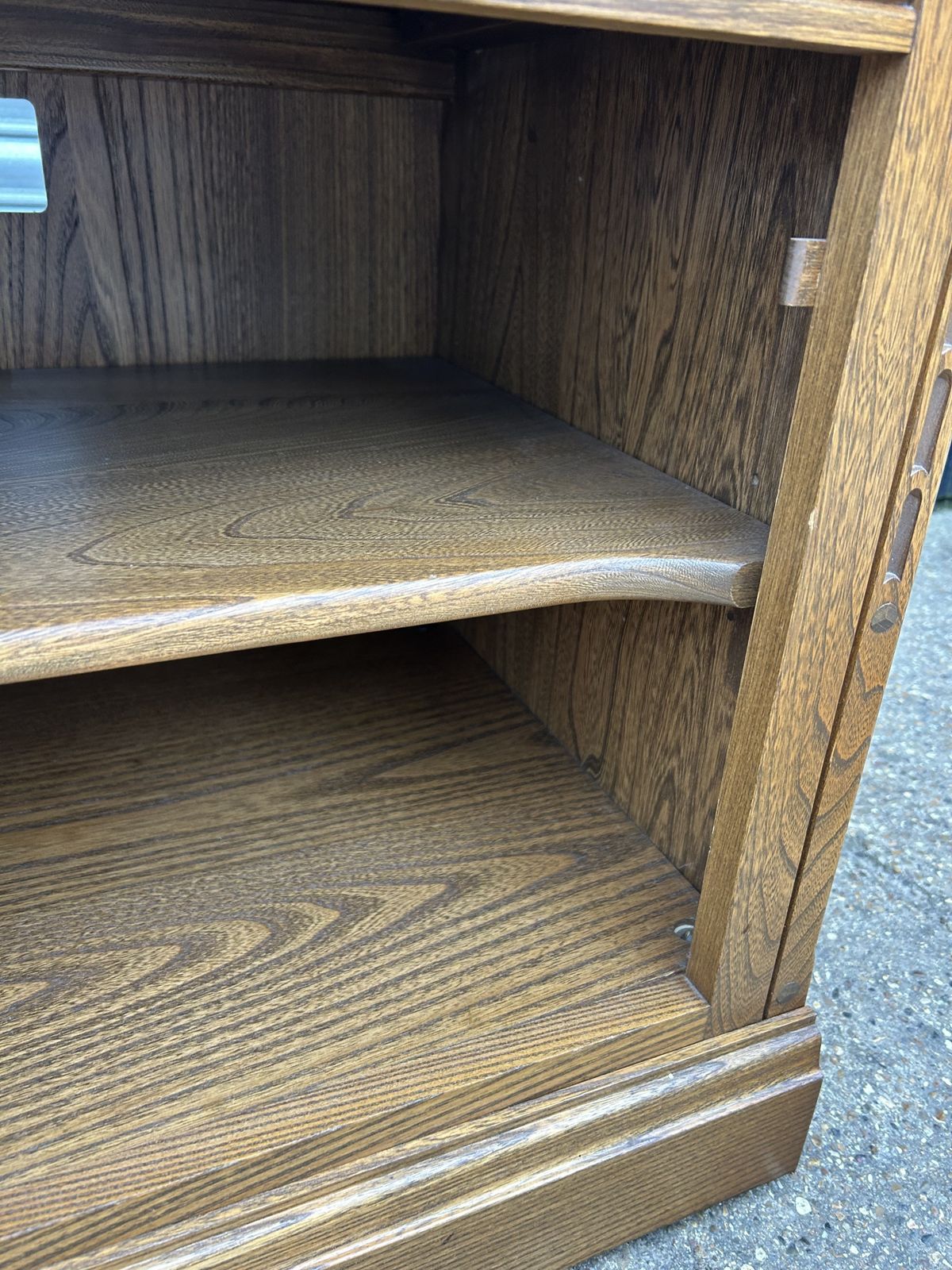 Ercol Mural Golden Dawn Elm Tv Stand photo vintage