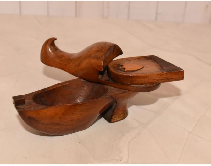 Antique Puzzle Snuff Box   Stunning Wooden Shoe Secret Cavity Novelty Casket photo Home Decor