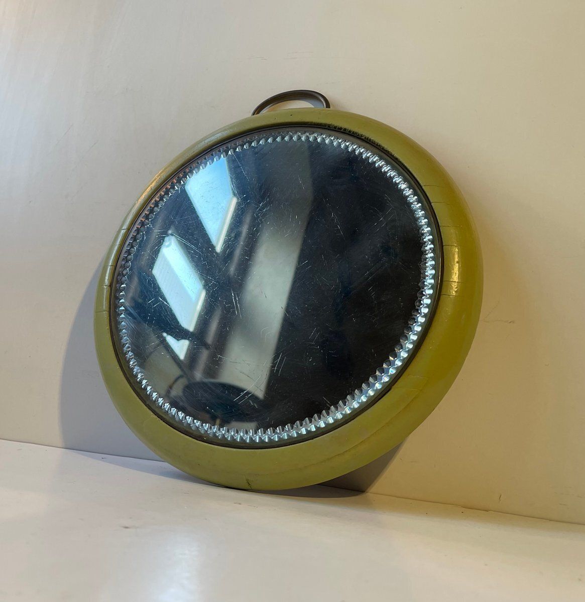 Small Antique Circular Green Wooden Wall Mirror, 19th Century photo vinterior