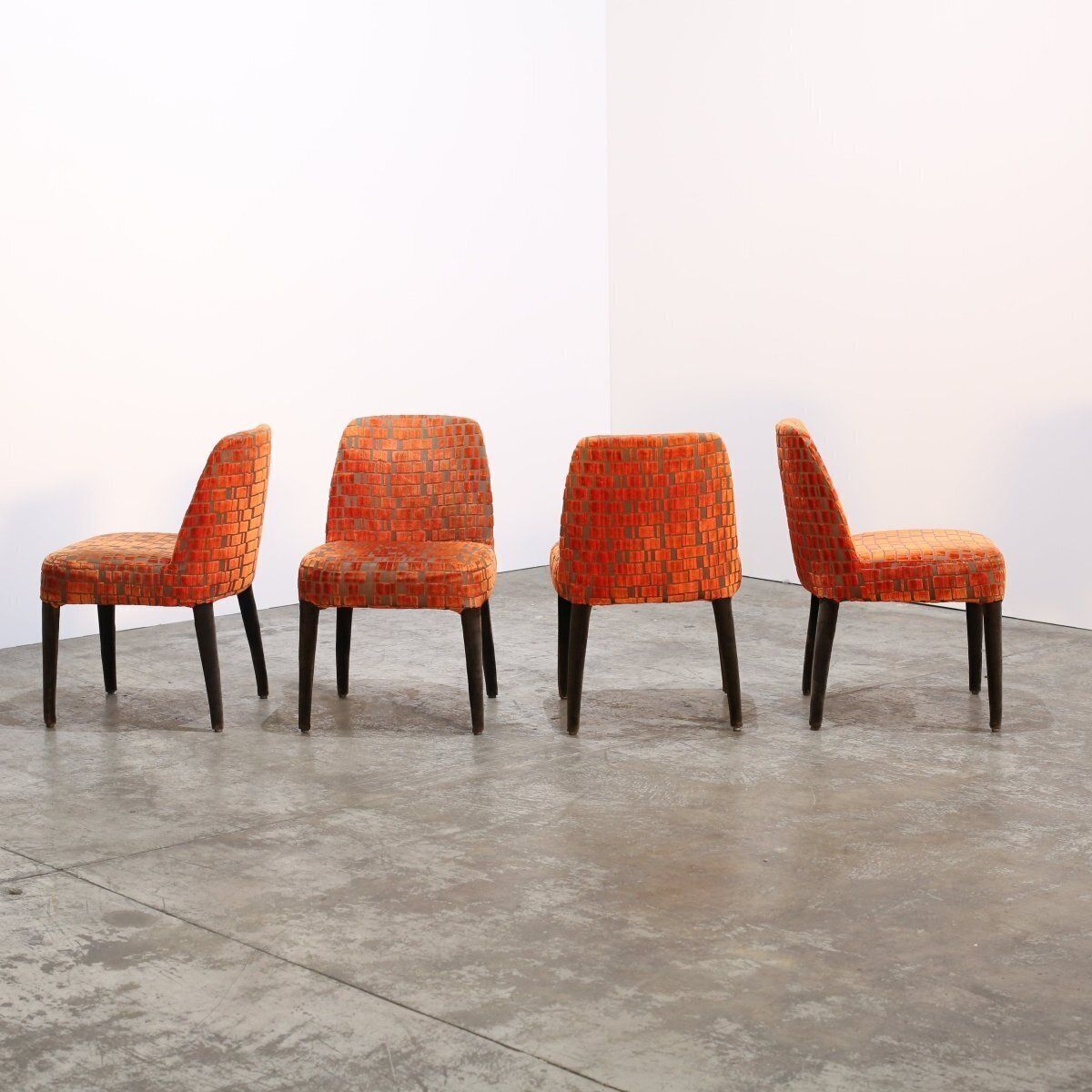 Maxalto Orange Patterned Febo Dining Chairs By Antonio Citterio, Set Of Four photo vinterior