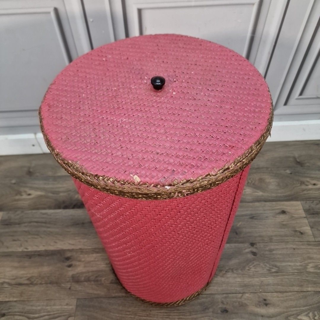 Vintage Wicker Laundry Basket Pink Woven Linen Hamper Mid Century Retro photo Home Decor