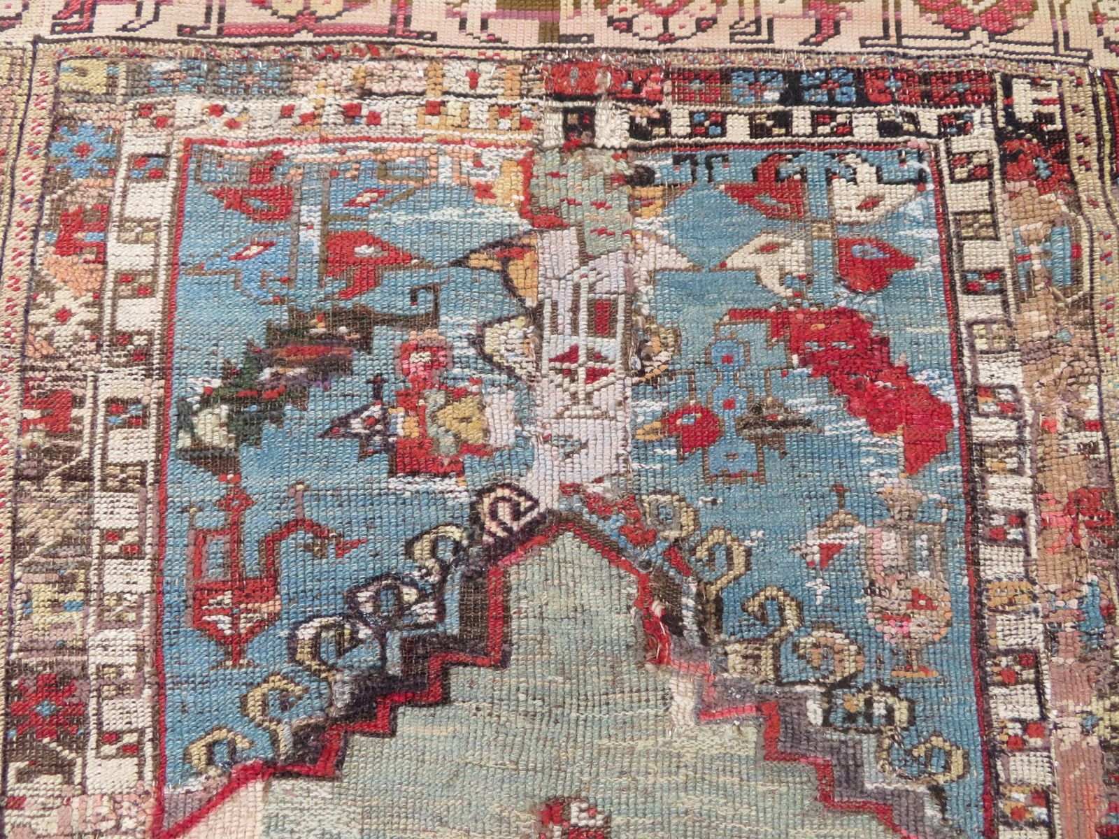 Antique 18th Century Turkish Ladik Prayer Rug. 203cm X 114cm. photo Textiles