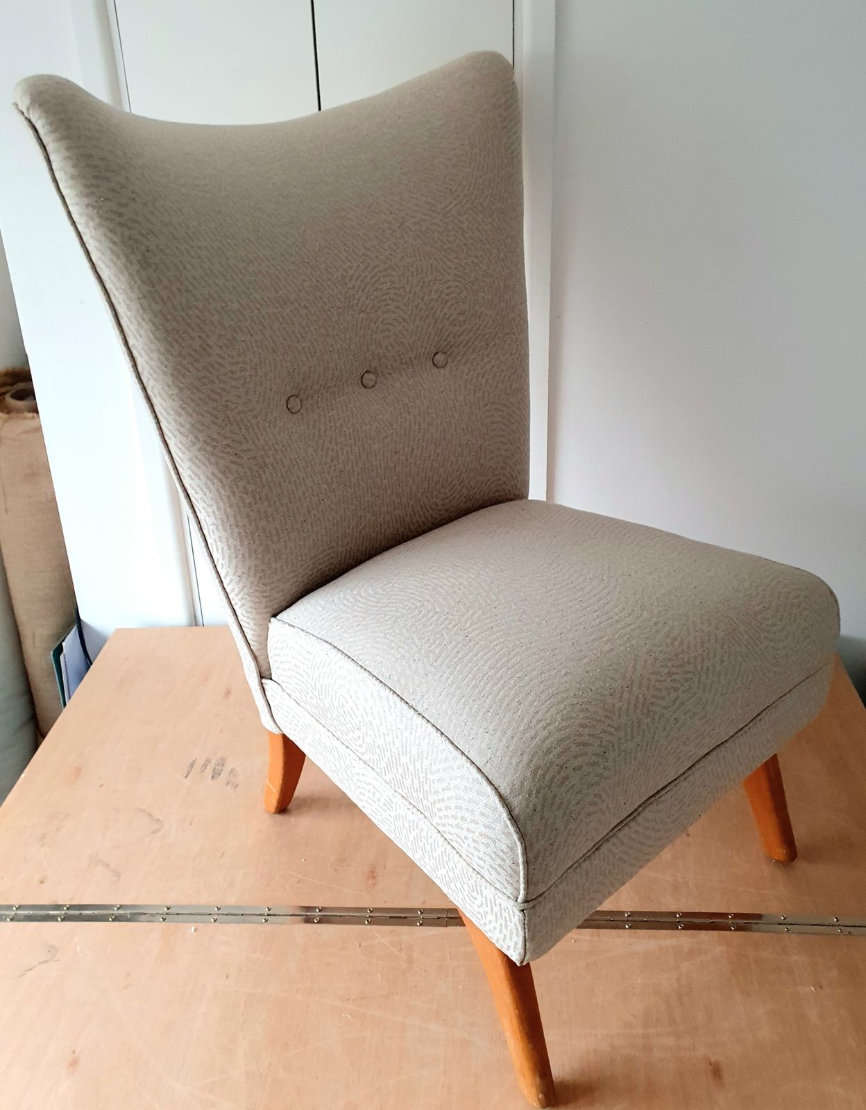 Howard Keith Encore Chair In Bute Wool.