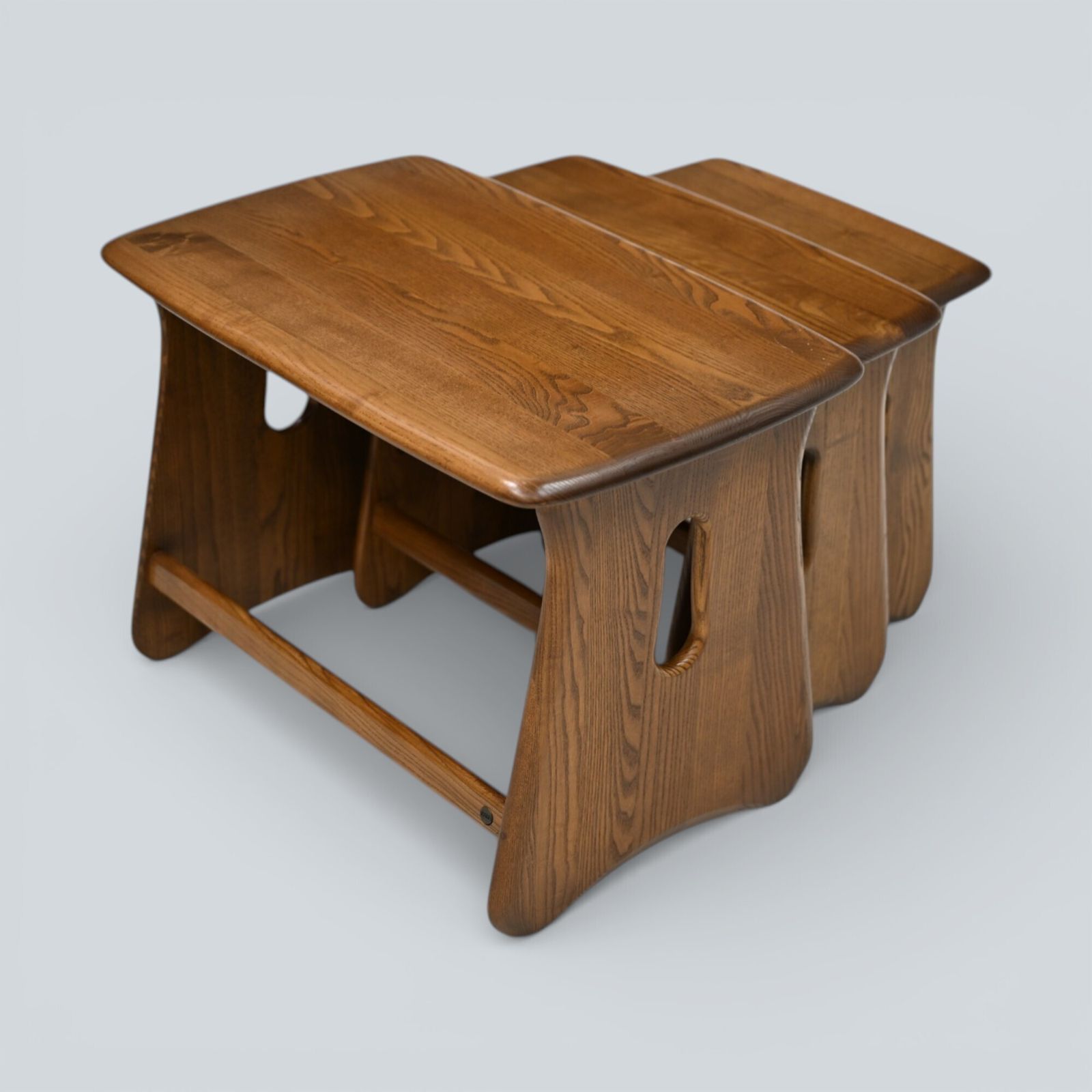 Ercol Windsor Nest Of 3 Tables Golden Dawn Free Uk Delivery* photo vinterior