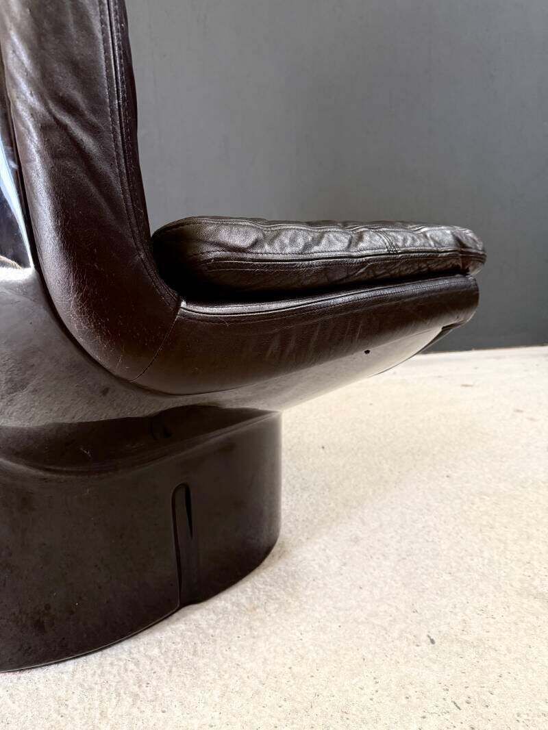 photo buy Il Poltrone Lounge Chair By T. Ammannati & G.P. Vitelli For Comfort, Italy 1973