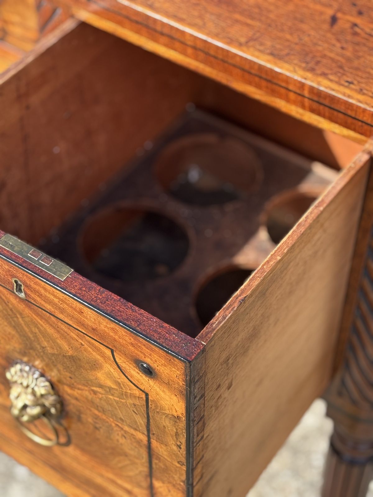 Early 19th Century George IV Period Mahogany & Ebony Inlay Sideboard photo buy