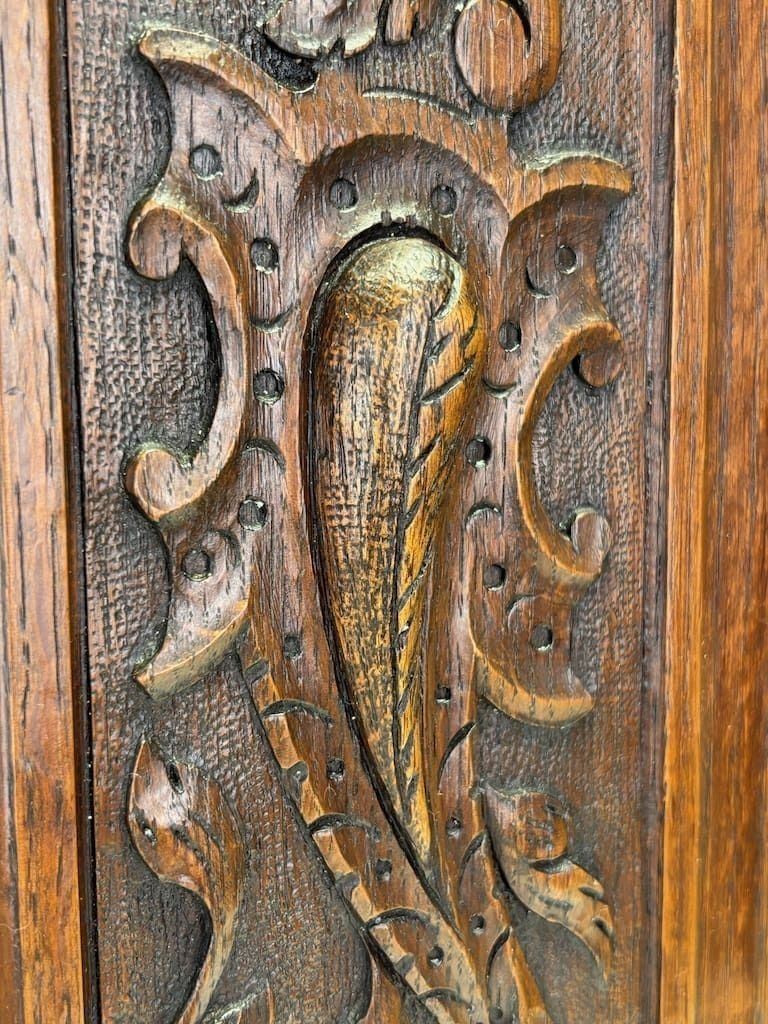 Pair Of 18th Century English Carved Oak Panels With Mystic Dolphins photo vintage