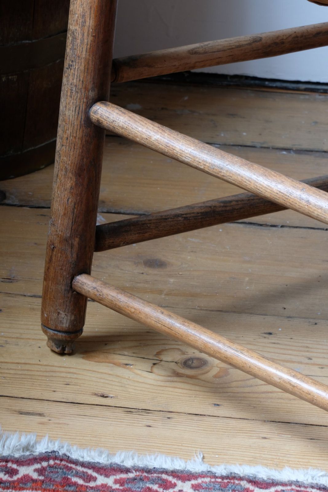 Philip Clissett Arts & Crafts Ash Rush Seat Spindle Back Armchair, Herefordshire Circa 1890 photo vinterior