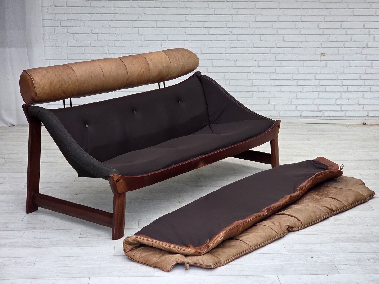 photo for sale 1970s, Norwegian Design By Jan Erik Lindgren, 2 Seater Sofa Model "Amazon".