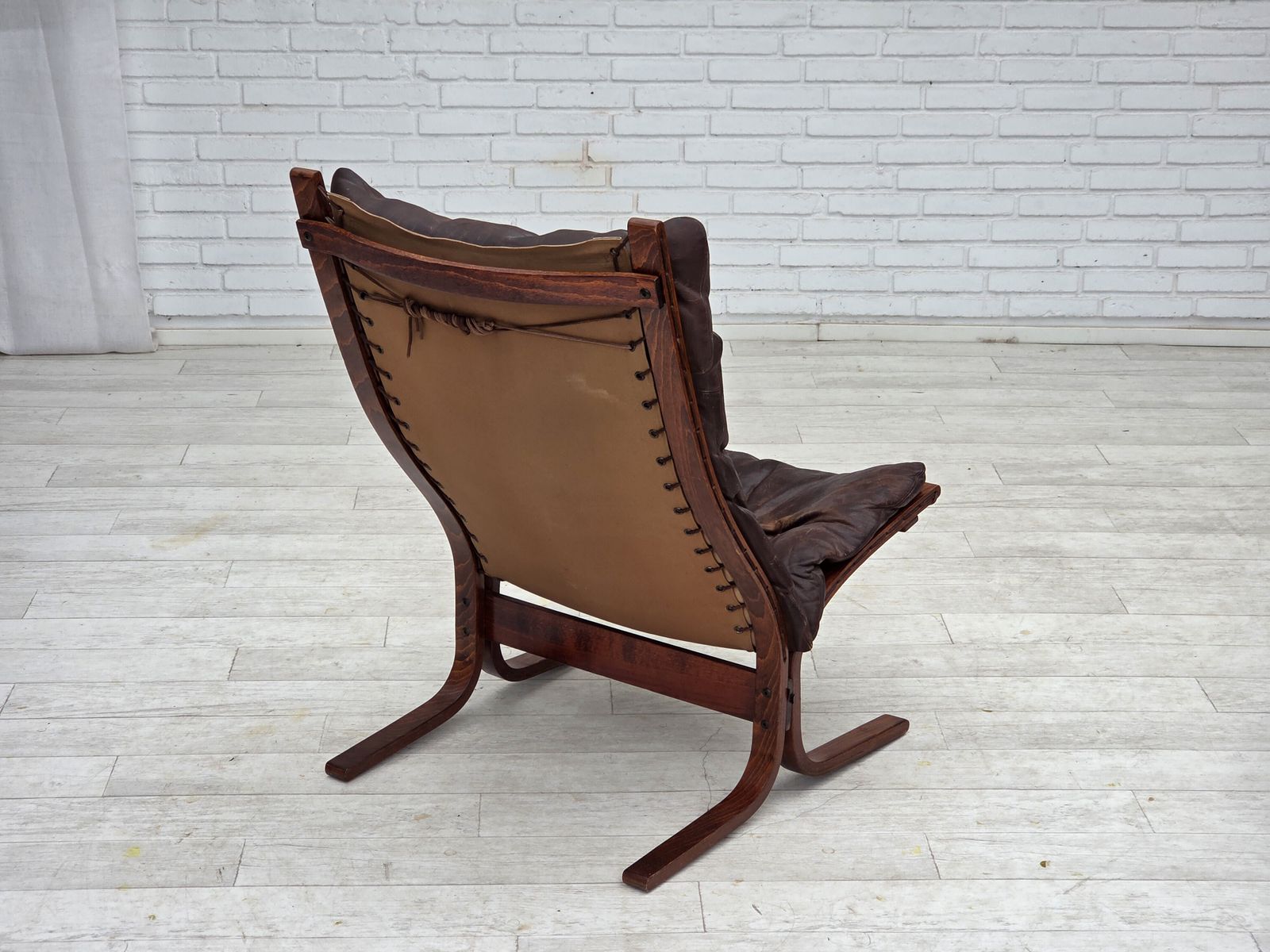 photo buy 1970s, Norwegian Design By Ingmar Relling, Lounge Chair, Model "Siesta".
