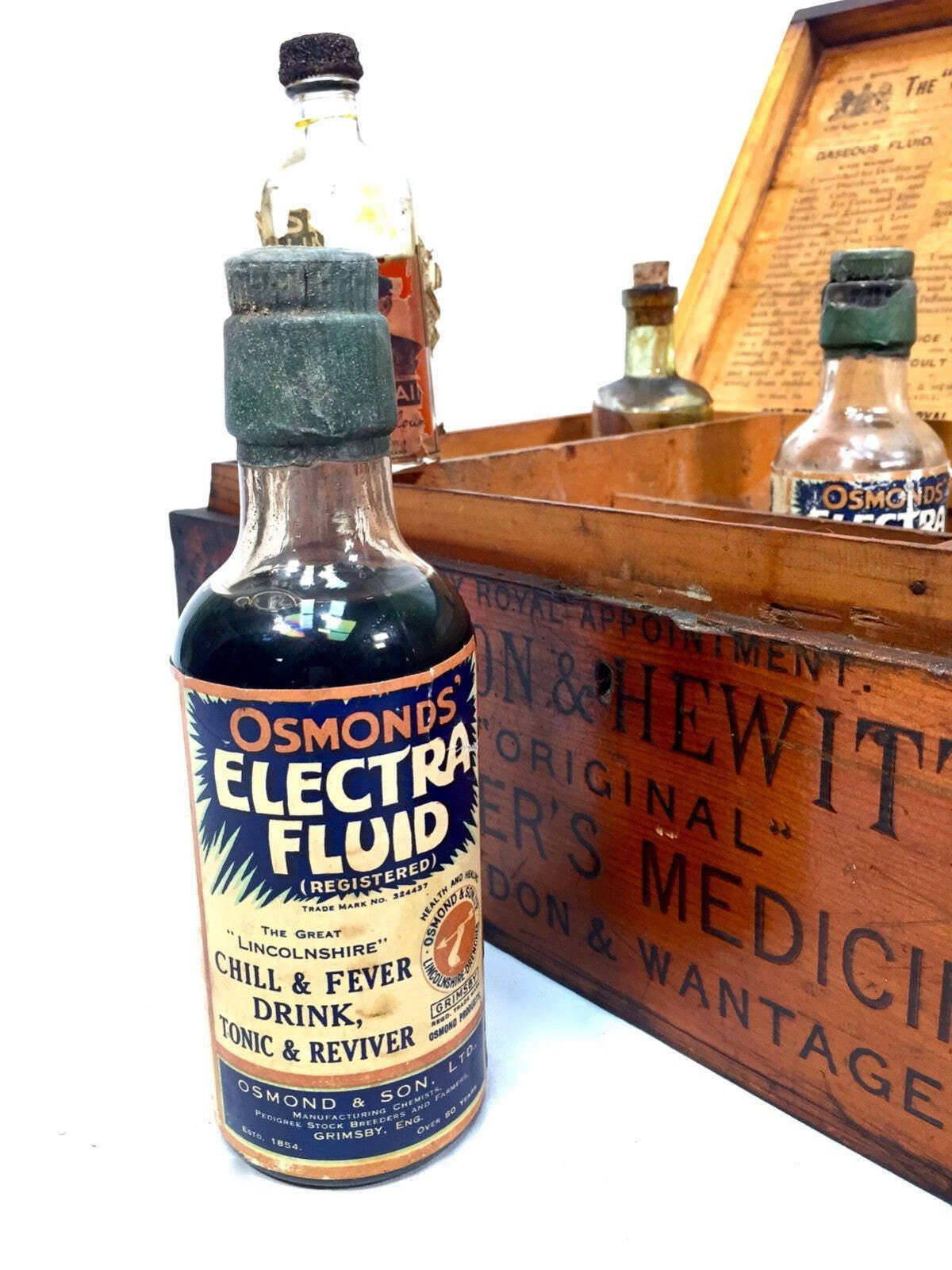Antique Victorian Veterinary Vets Medicine Chest For Livestock Day Son & Hewitt photo vinterior