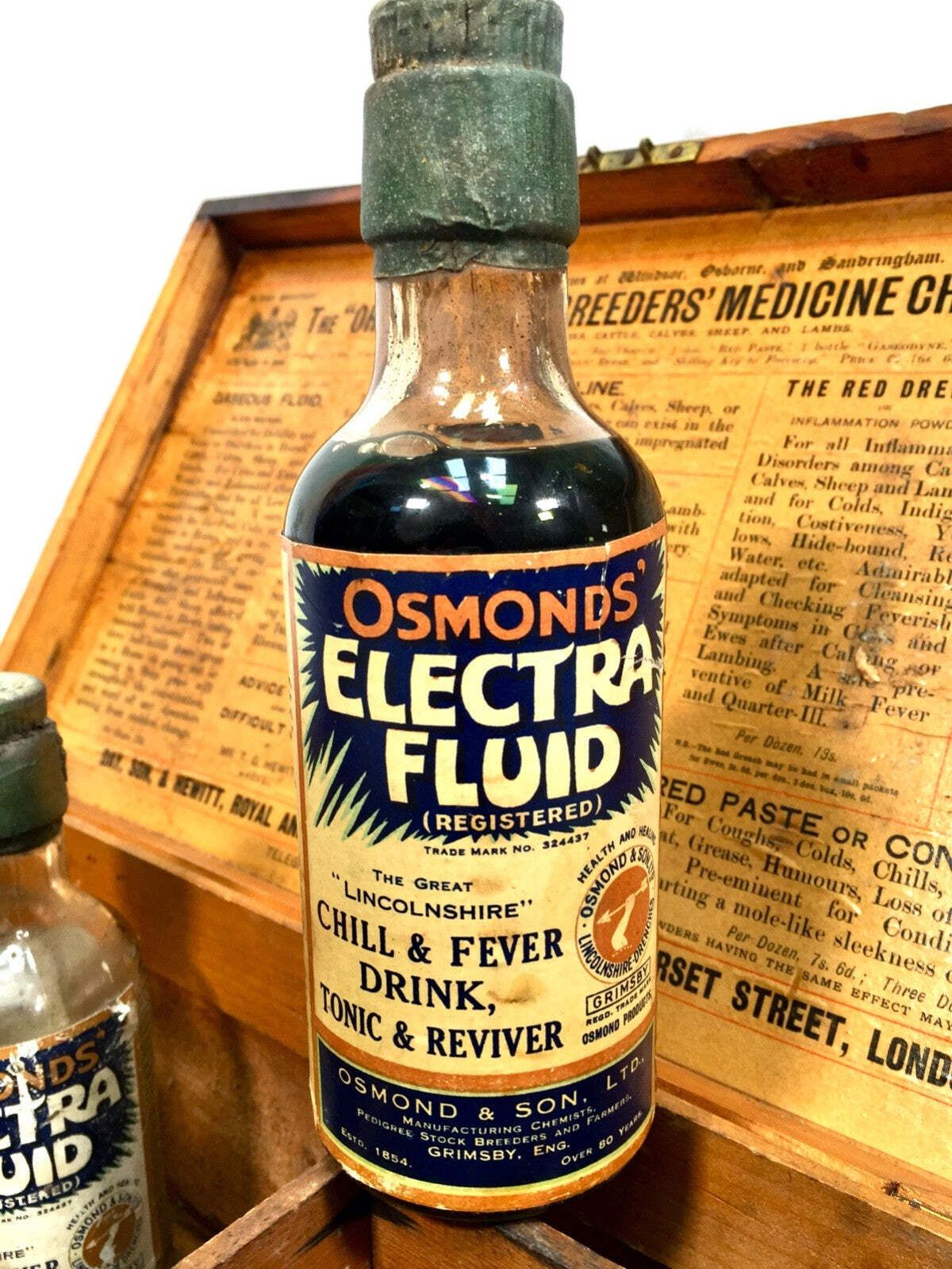 Antique Victorian Veterinary Vets Medicine Chest For Livestock Day Son & Hewitt photo vintage