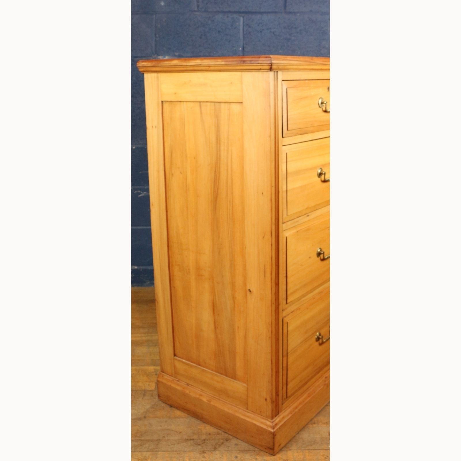 A Victorian Satinwood Two Over Three Chest Of Graduated Drawers photo buy
