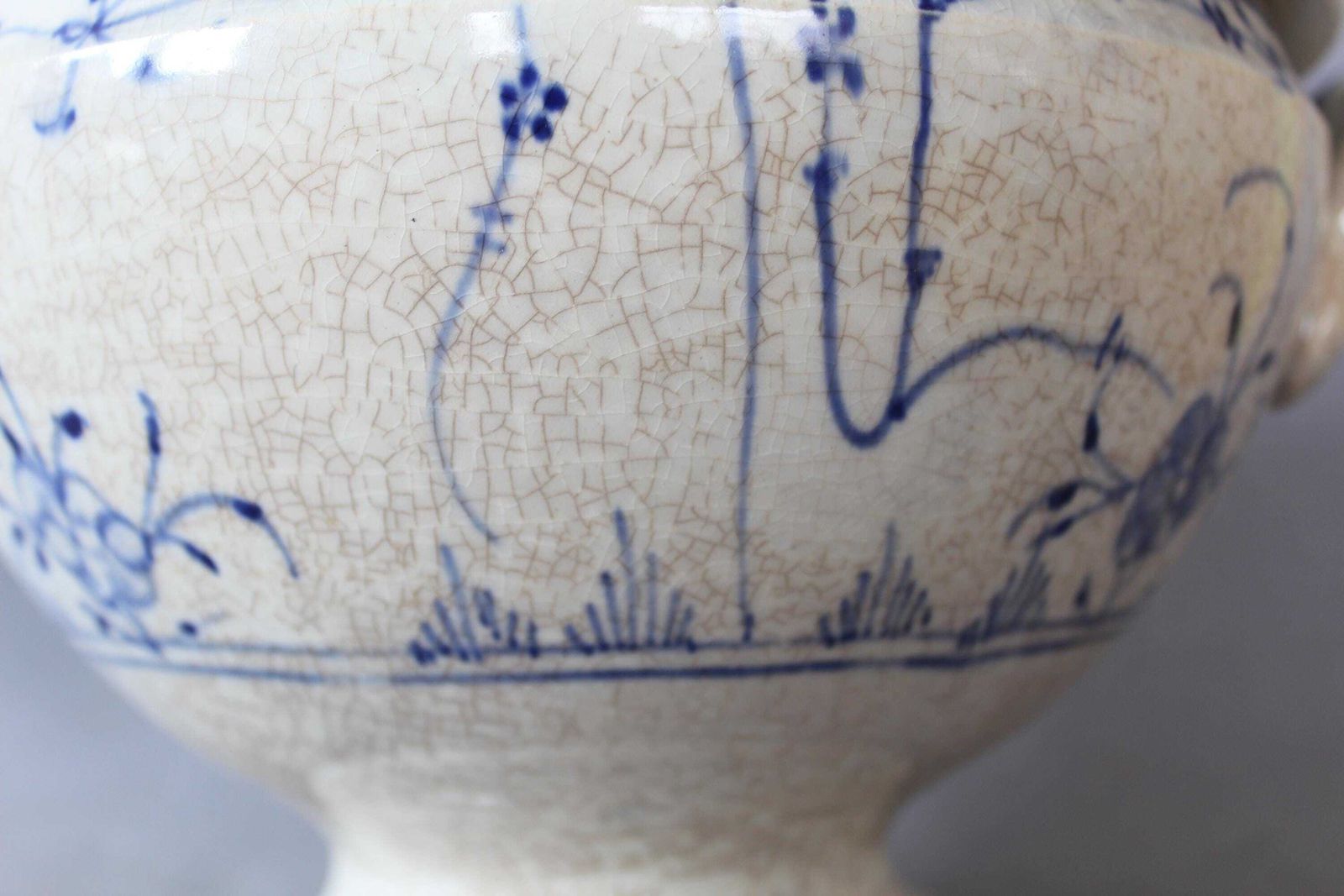 Large Antique Blue And White Ceramic Ironstone Tureen Soup Bowl With Lid, Strawflower Design, Copenhagen Style, Tea Stained Crackled photo Home Decor