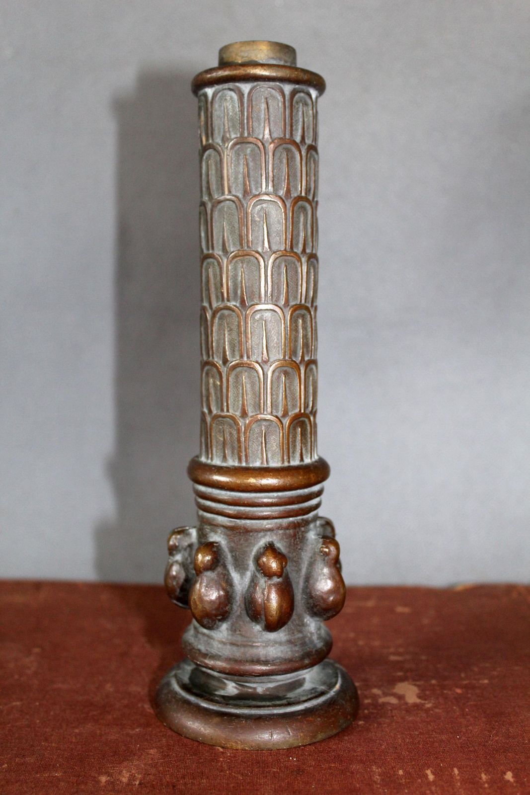 Antiek Zwaar Gegoten Bronzen Buis, Tweedelig, Passend Samengevoegd, Meubelversiering, Kroonluchterdeel, Restauratiemateriaal photo buy