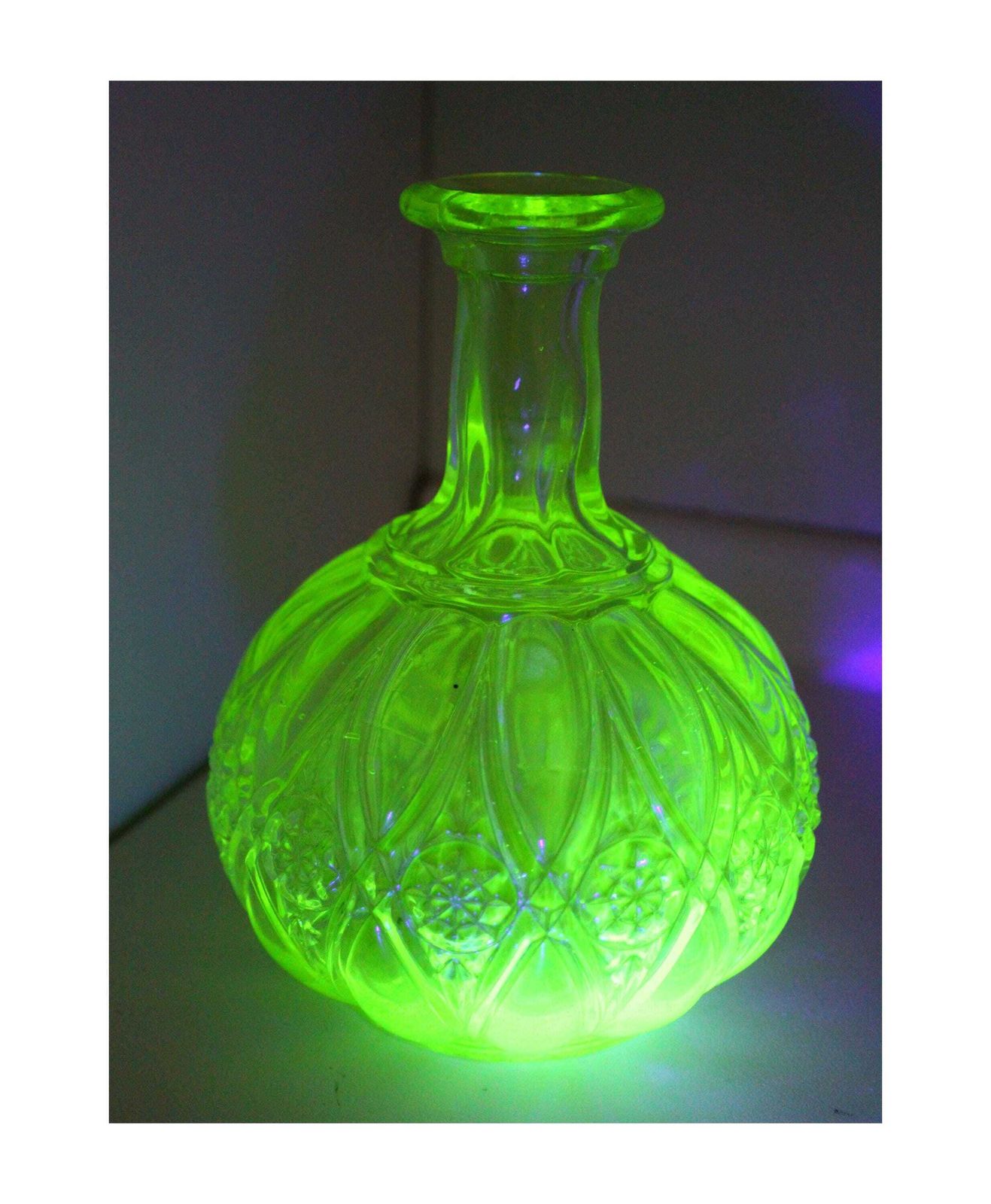 Art Deco Valembert Graffart Val Saint Lambert Water Decanter, Uranium Yellow Green Glass, Bedside Water Carafe, Ouraline