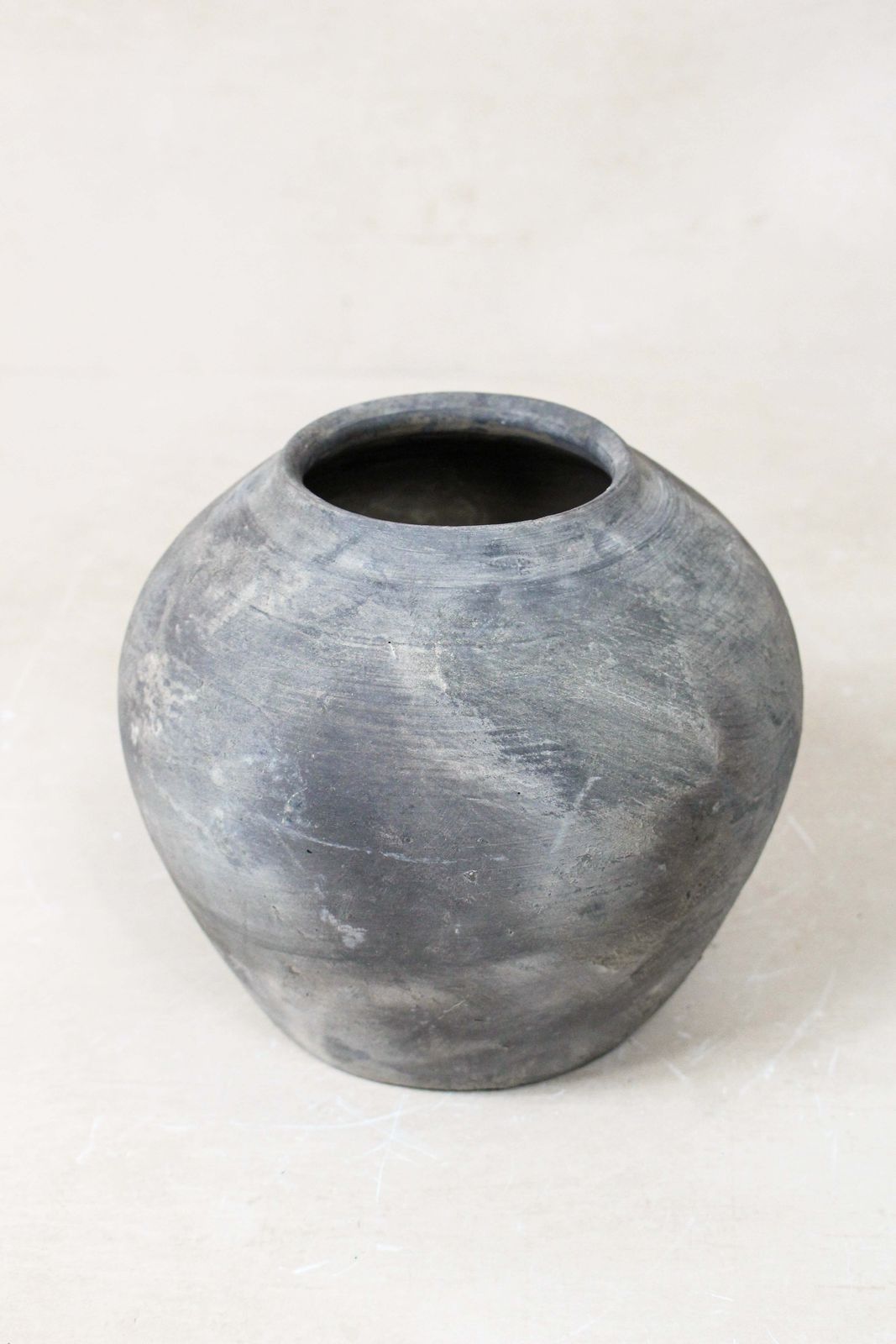 Vintage Dark Pot S   Nº 110, 1950s photo furniture