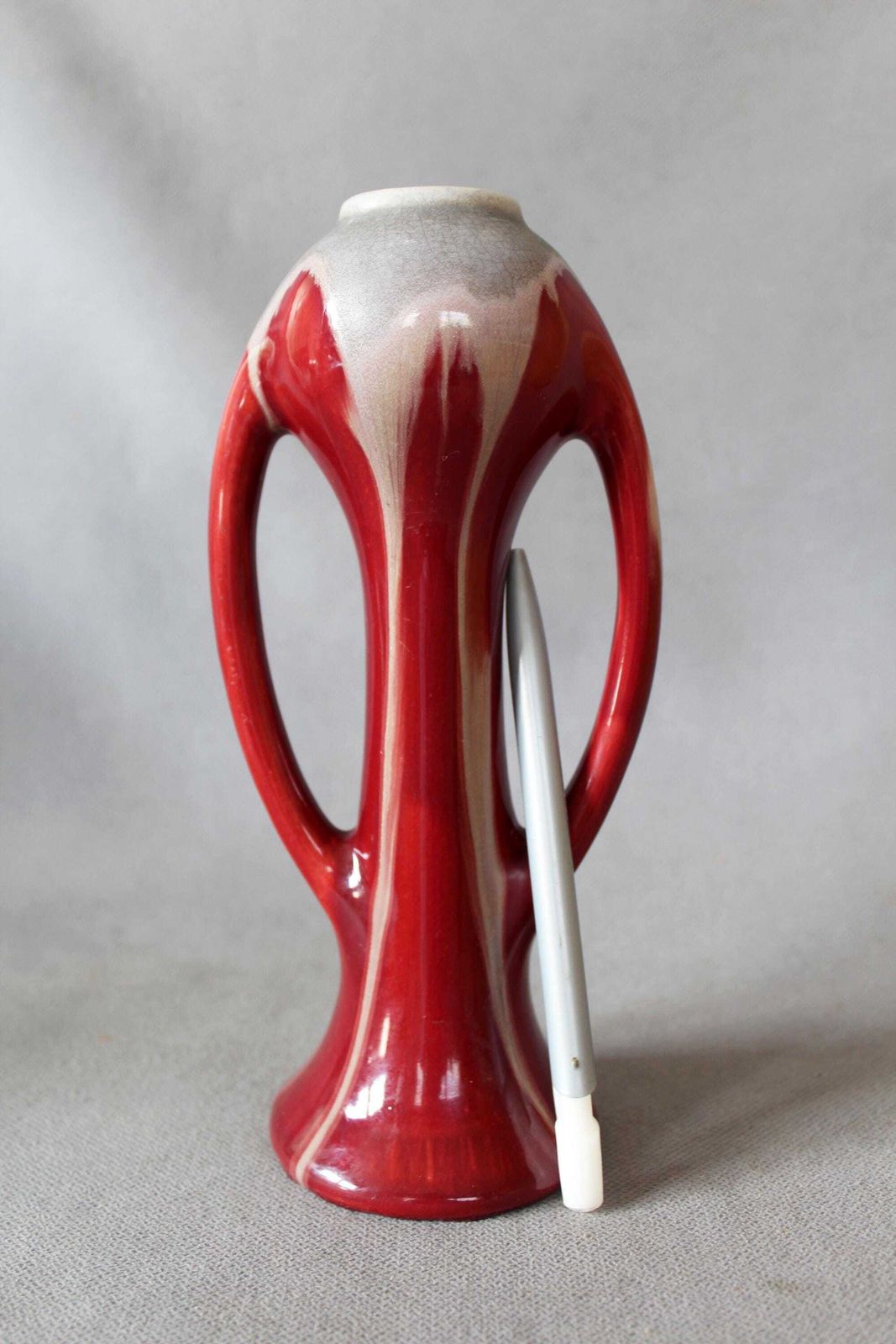 Art Deco 1920s Ceramic Vase, Faiencerie De Thulin Belgium, Drip Glaze, Studio Art, Dark Red Bordeau, Bud Vase, Twin Handle photo vinterior