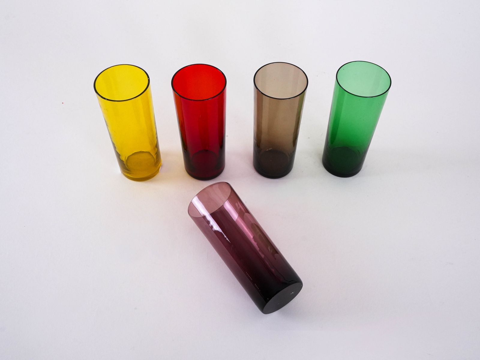 Set Of Coloured Glasses, Italian Design, 1960s, Made In Italy photo vinterior