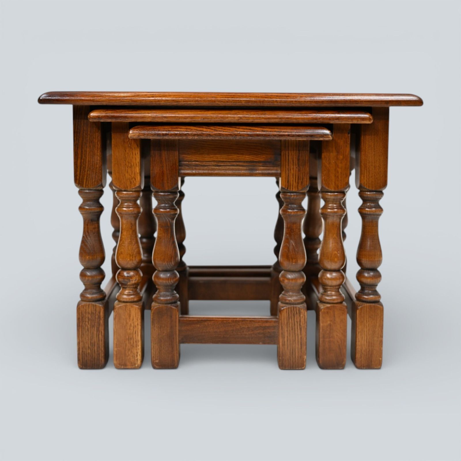 227.0 Oak Old Charm Nest Of Tables Gold Diamond Badge Tudor Brown Free Uk Delivery photo