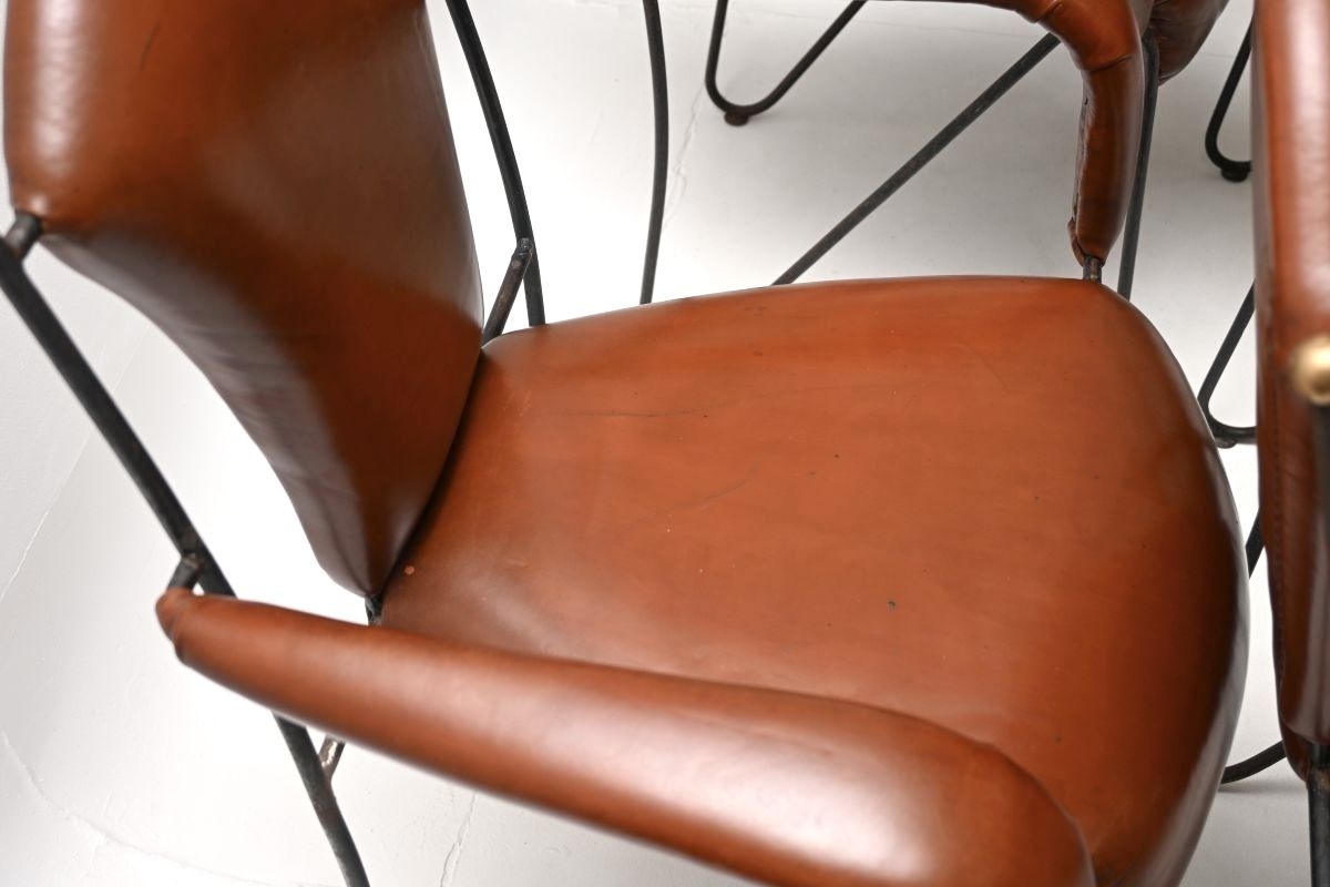 photo vinterior Set Of Eight Vintage Leather And Steel Dining Chairs By Frederic Weinberg