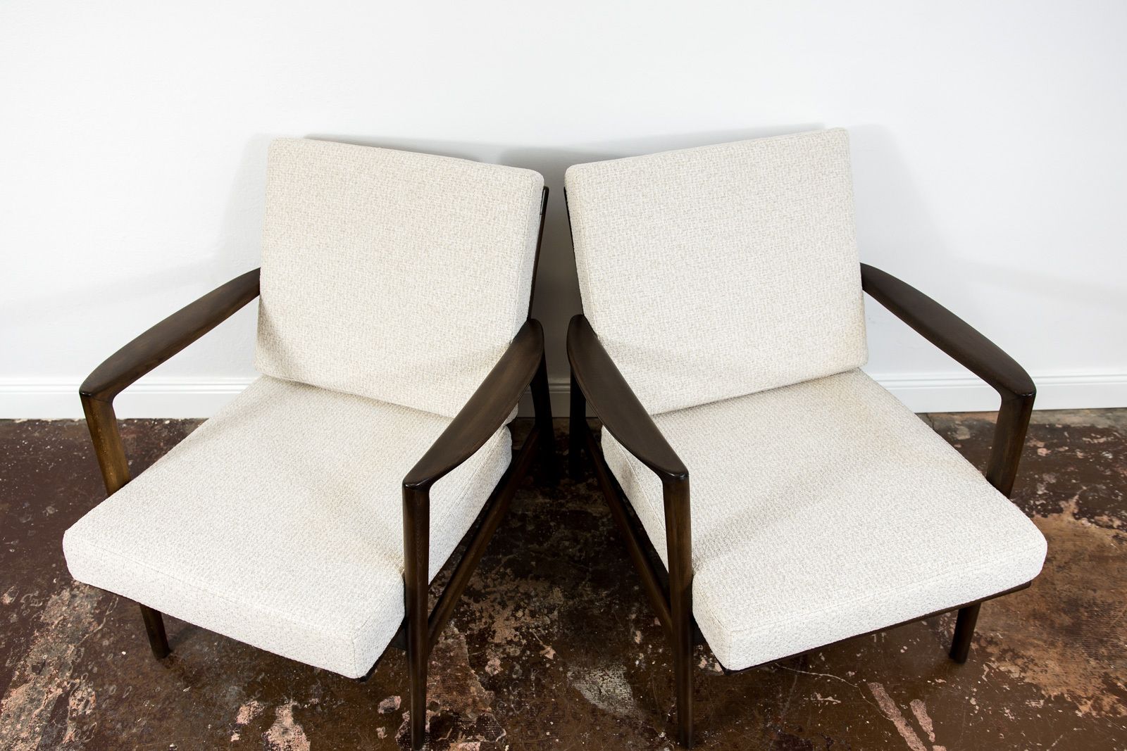 photo vinterior Mid Century Modern Armchairs By Sfm, Poland, 1960s, Set Of 2