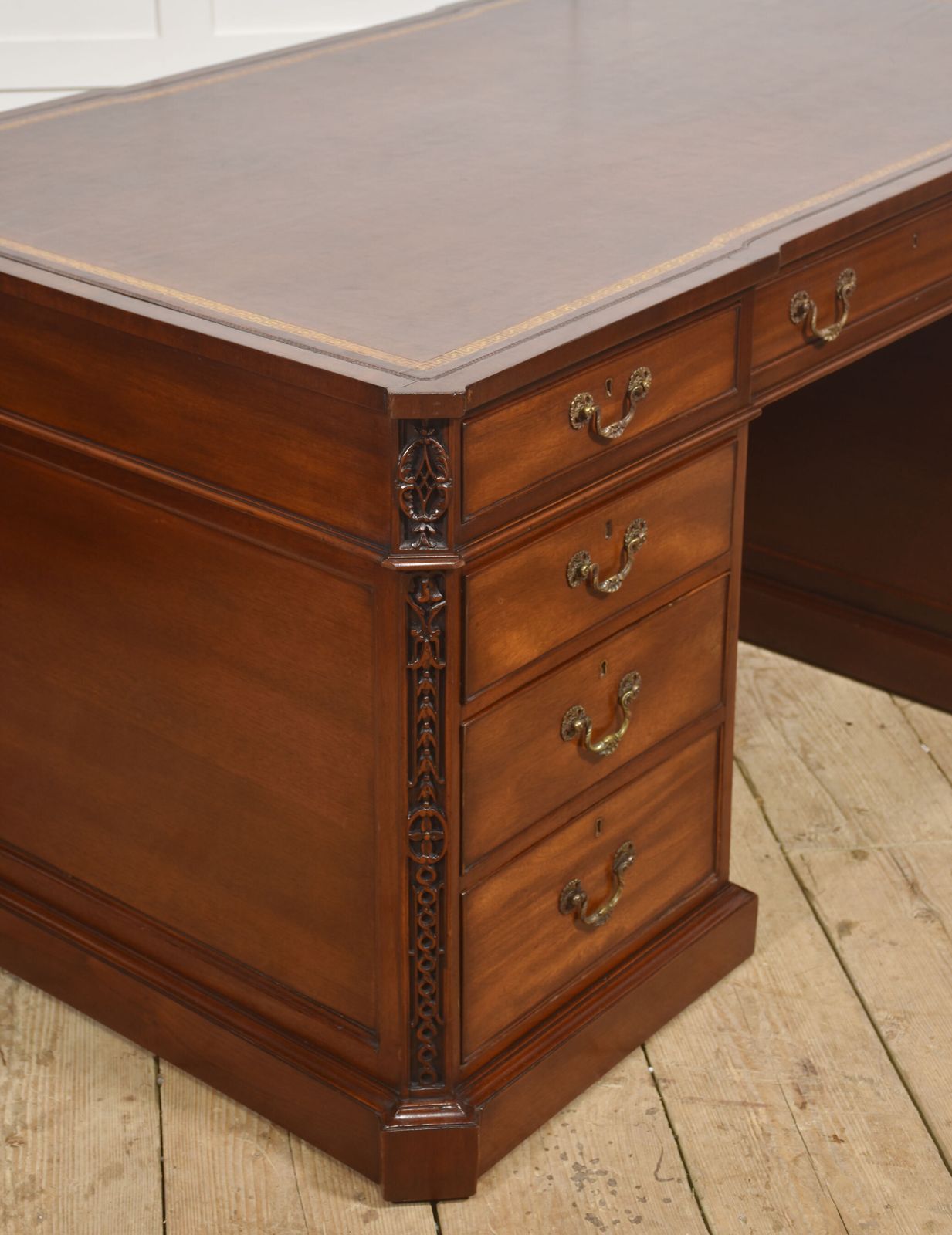 photo buy Mahogany Partner’s Pedestal Desk With Tooled Leather Top