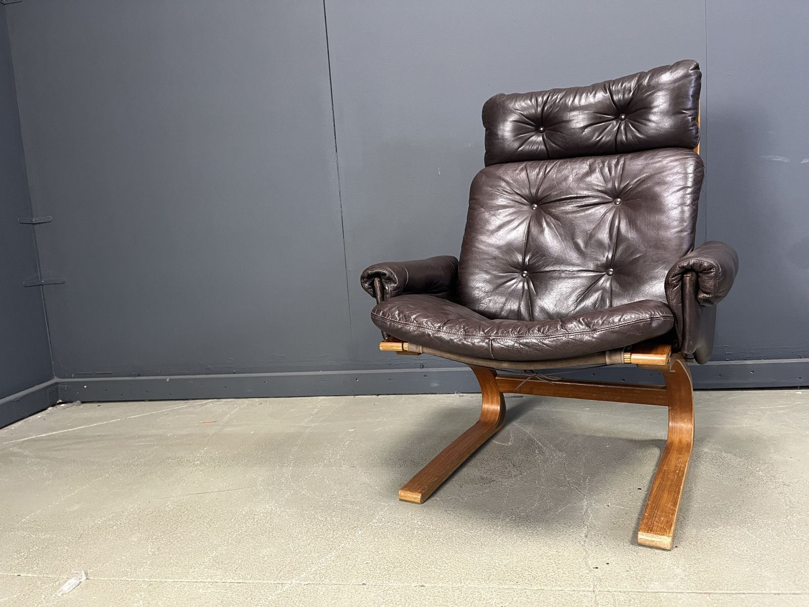 Elsa & Nordahl Solheim Kengu Armchair   1960s photo vinterior