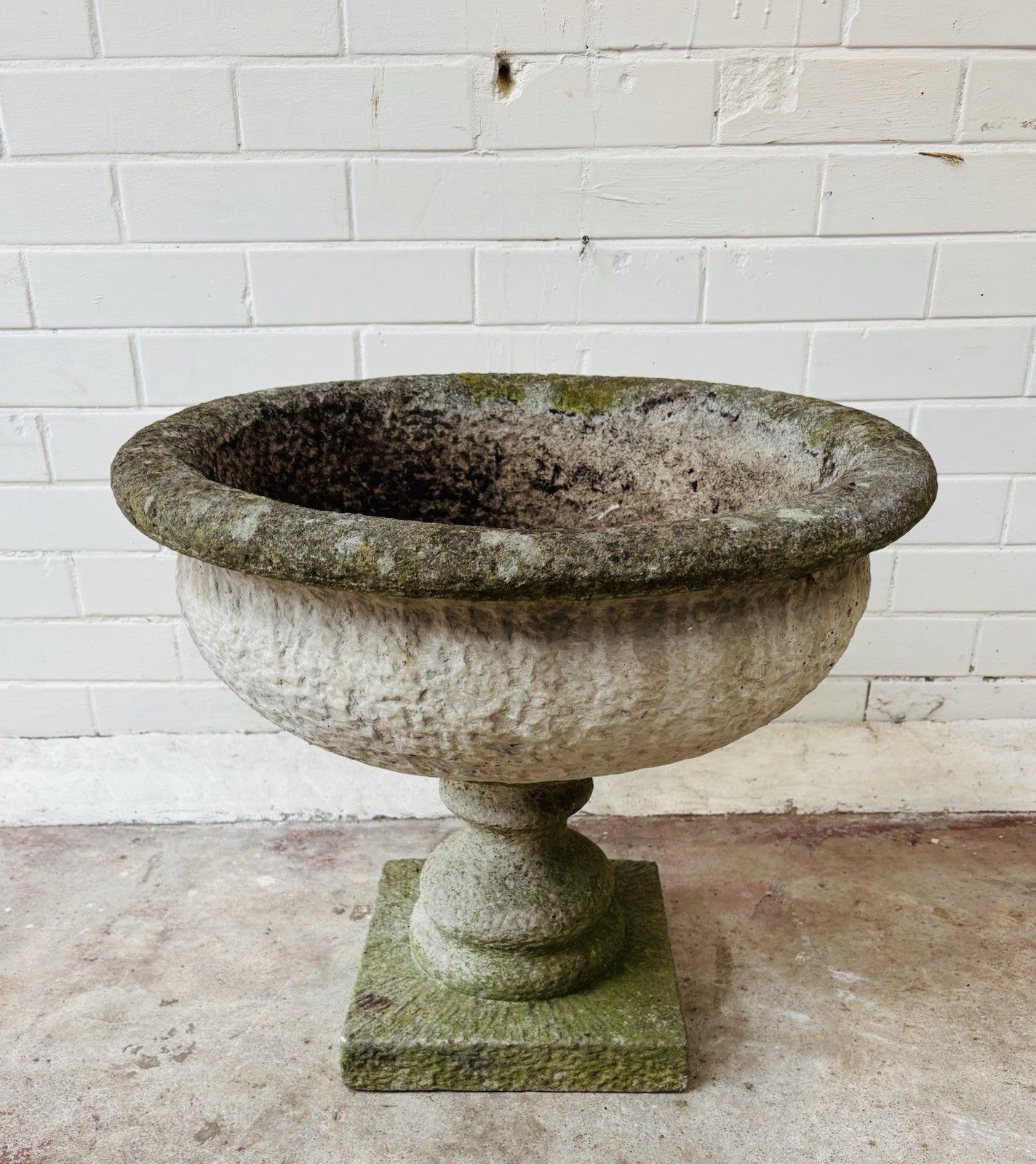 photo furniture A Large Stylish & Attractive 20th Century Comp Stone Urn.