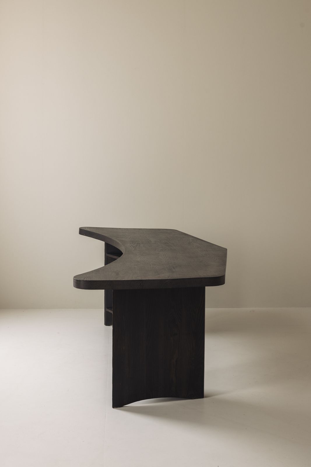 Important Sculptural Boomerang Desk 1950s, Perriand And Jeanneret Era. photo vintage