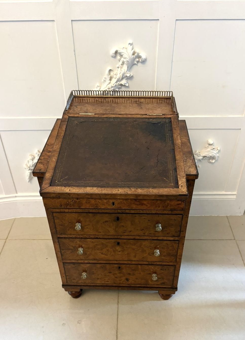 Antique George III 18th Century Quality Pollard Oak Slide And Turn Top Davenport Desk