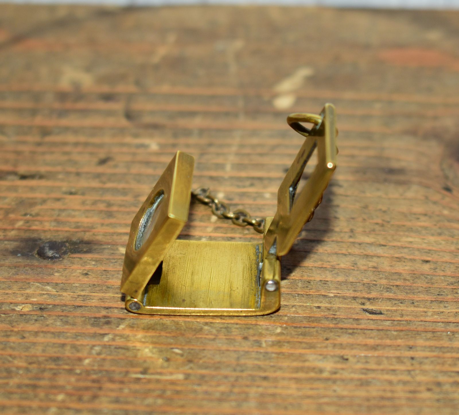 Antique Thread Linen Counter   Beautiful Miniature Fob Accessory Clement Newling & Co 1890s photo vinterior
