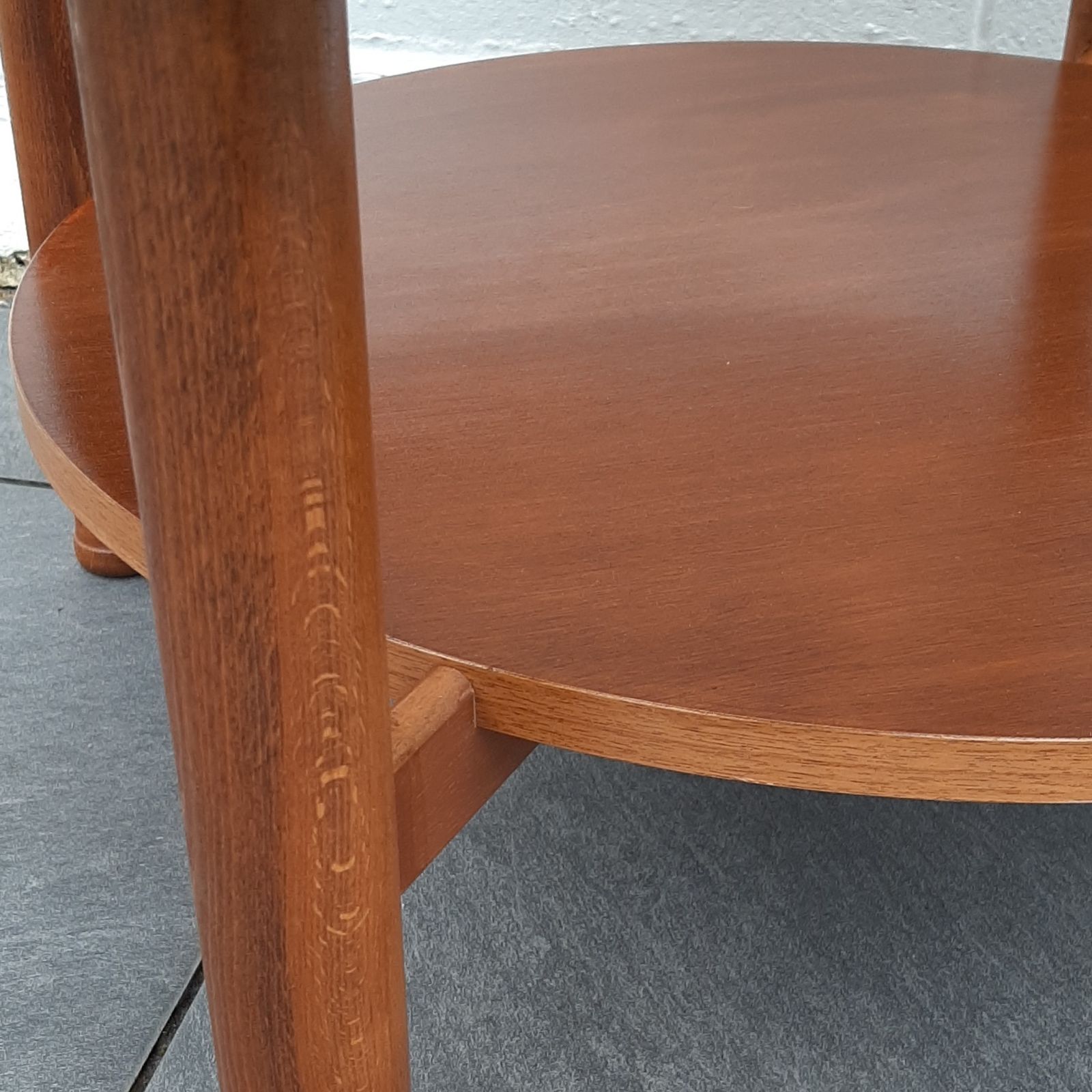 Schreiber Mid Century Modern Round Circular Coffee Table Glass Topped Solid Teak Legs photo 265.0