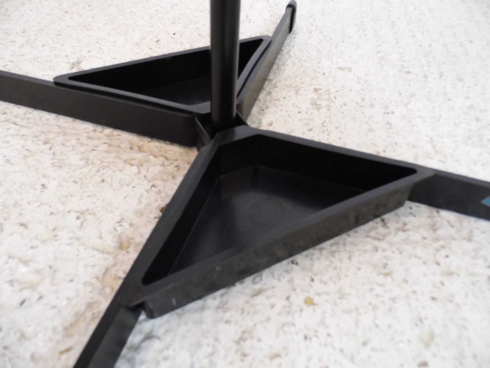 photo furniture Vintage Hago Atomic Sputnik Metal Coat Hat Umbrella Stand 1960s