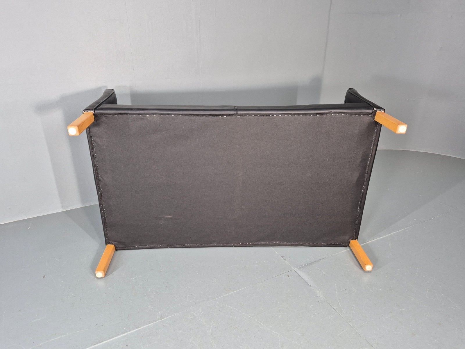 photo furniture Vintage 2 Seater Settee Danish Retro Black Leather And Vinyl Eb11640  M2ss