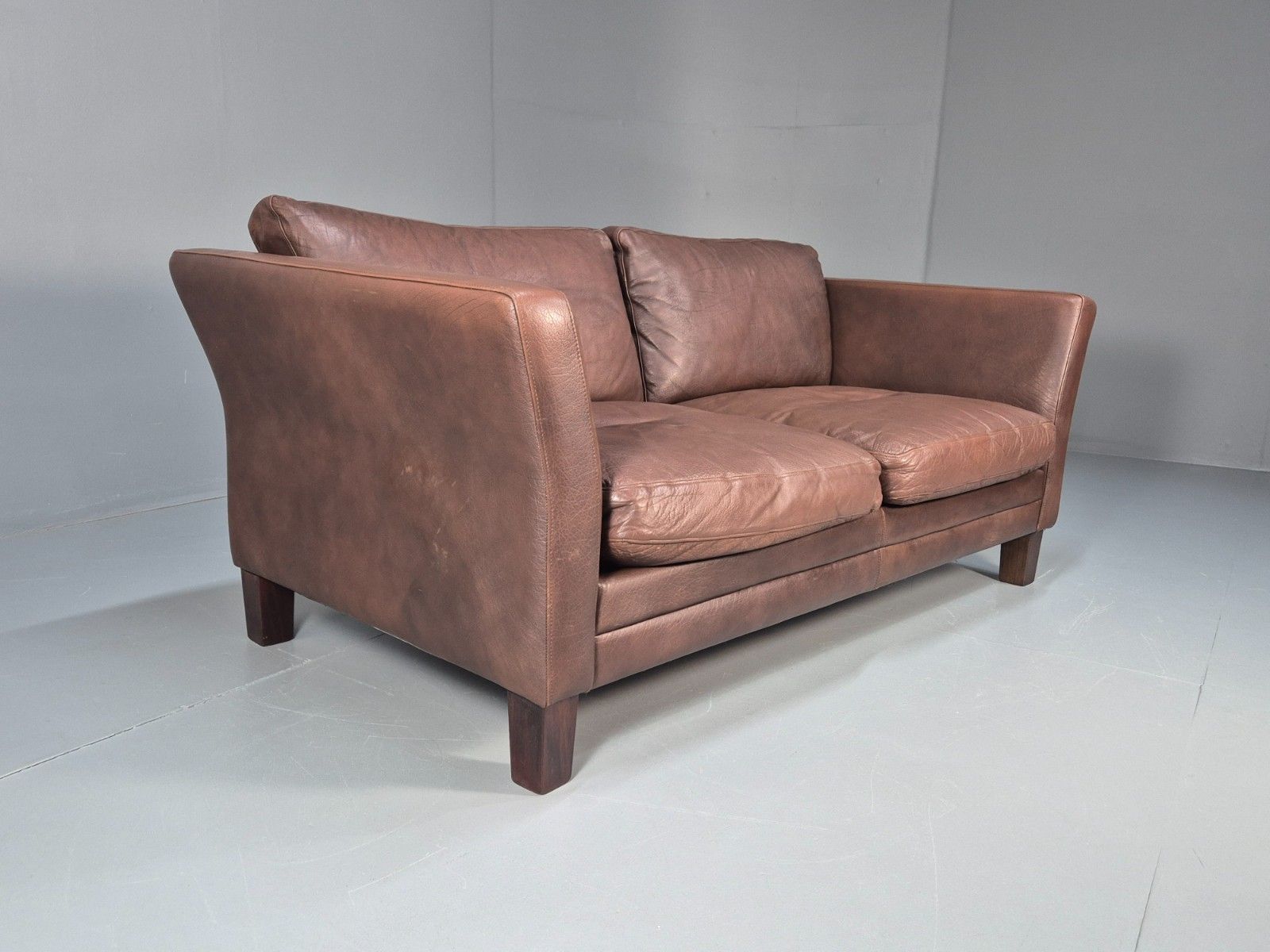 Vintage Danish Two Seater Settee In Brown Leather 1970s Danish Retro Eb8351 M2ss photo furniture