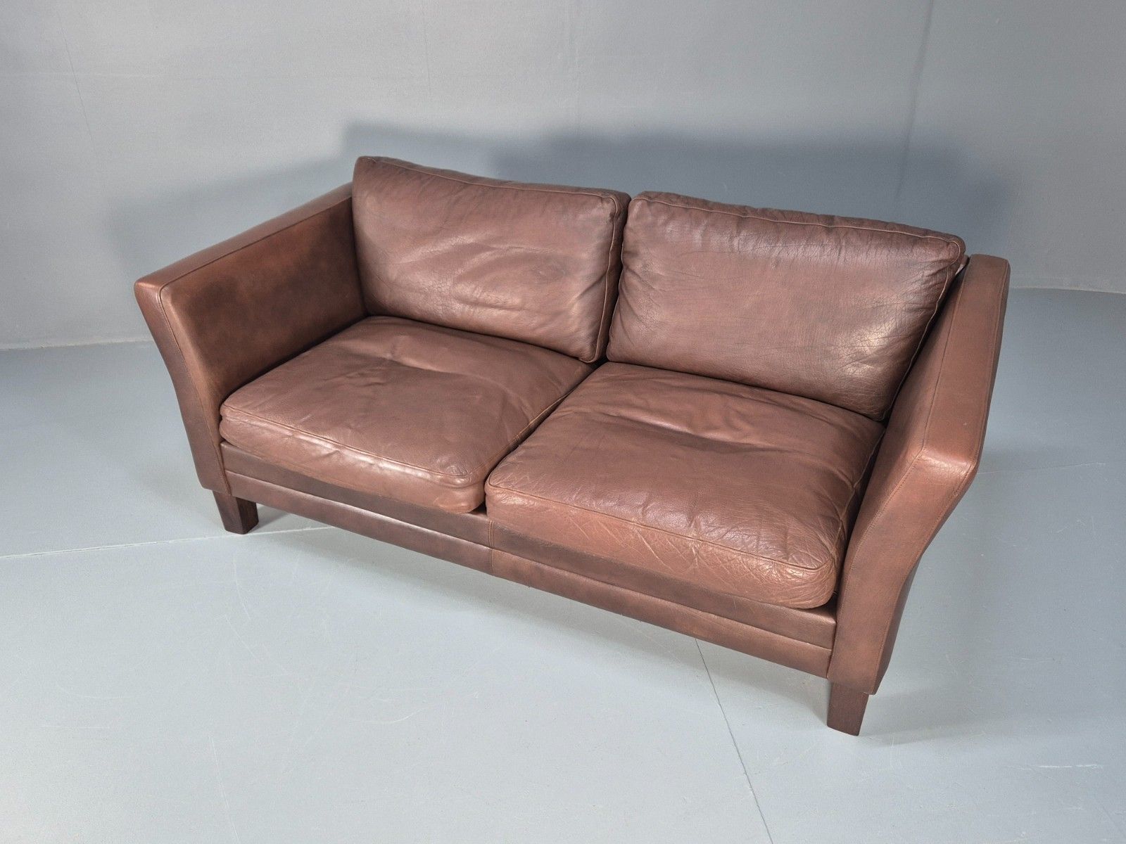 Vintage Danish Two Seater Settee In Brown Leather 1970s Danish Retro Eb8351 M2ss photo buy