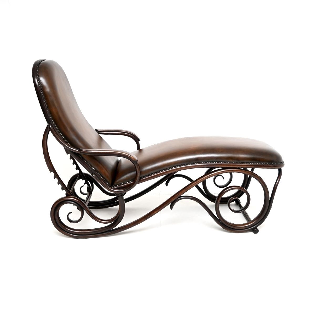Antique Bentwood Leather Chaise Longue By Thonet photo vintage