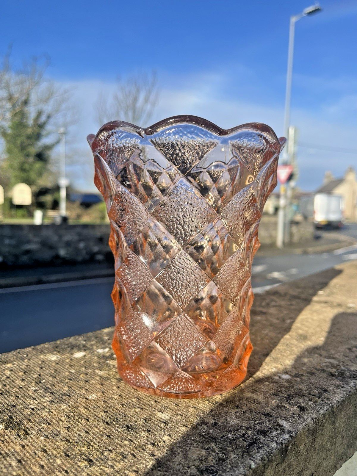 photo vinterior Antique Art Deco Salmon Pink Acid Etched Celery Vase Geometric Diamond Quilt