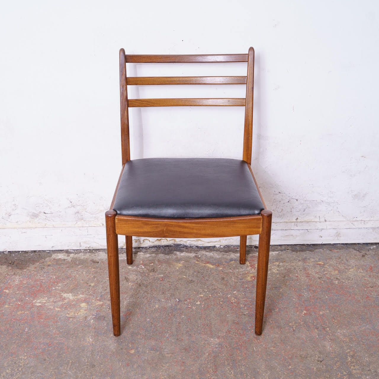 2 G Plan Mid Century Teak Dining Chairs, Newly Upholstered photo vinterior