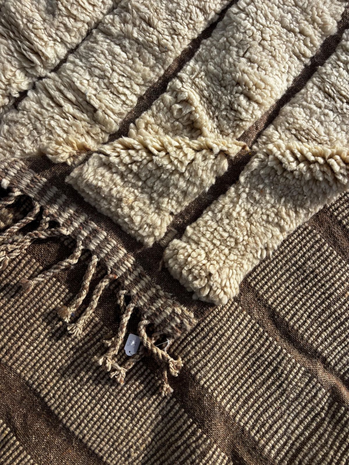 Moroccan White Wool Mrirt Rug 200x300cm  Moroccan Berber Beni Ourain Rug   White Authentic Carpet   Modern Design Rug   Hand Made Wool Rug photo 1220.0