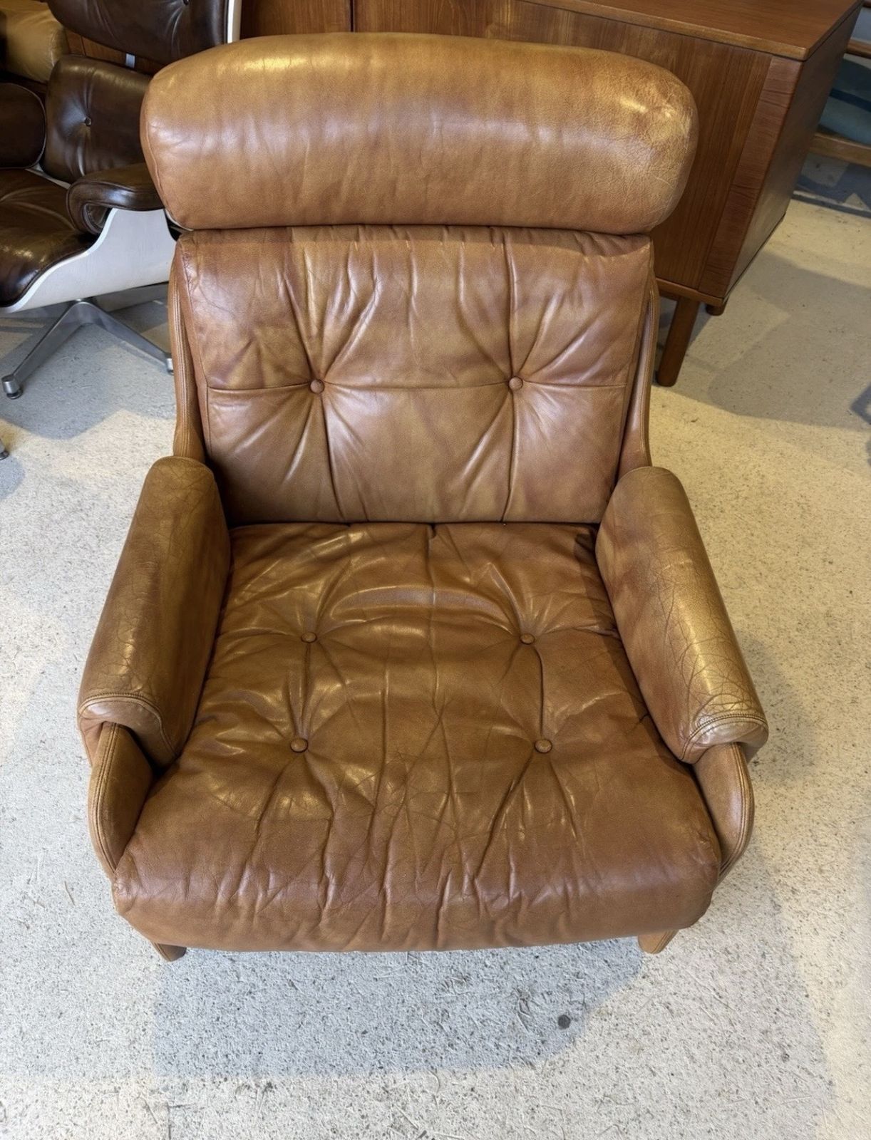 Mid Century Tan Leather Lounge Chair By Wittmann 1970s photo 485.0