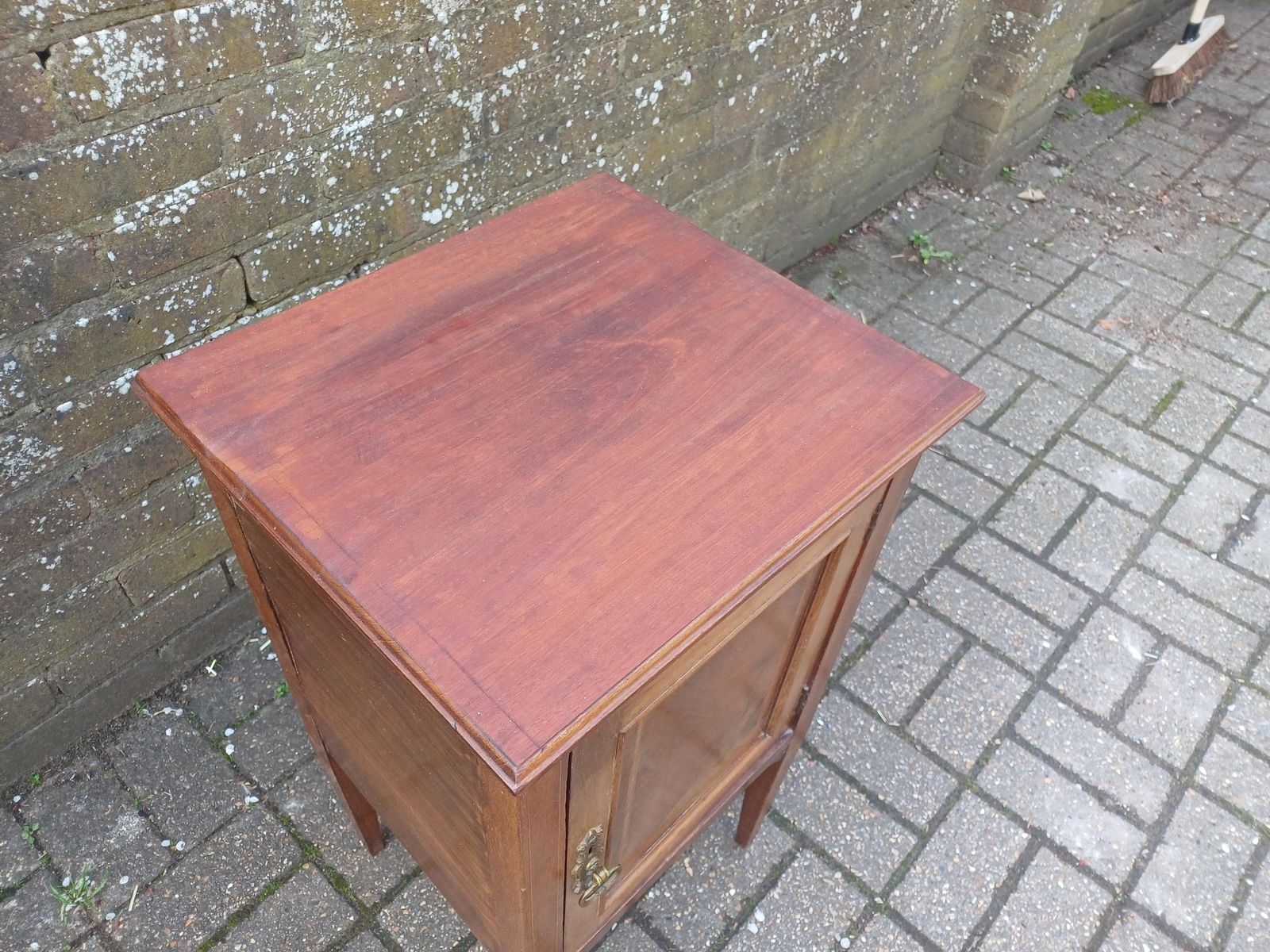 Edwardian Inlaid Mahogany Bedside Cabinet Antique Pot Cupboard Nightstand Vintage Bedside Table Brass Handle Storage Stripped Oiled Top photo vinterior
