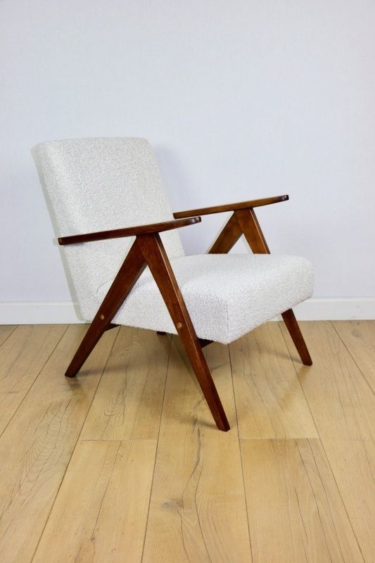 photo vinterior Vintage B 310 Var Armchair, White Bouclé Structure, 70s   Brown Wood