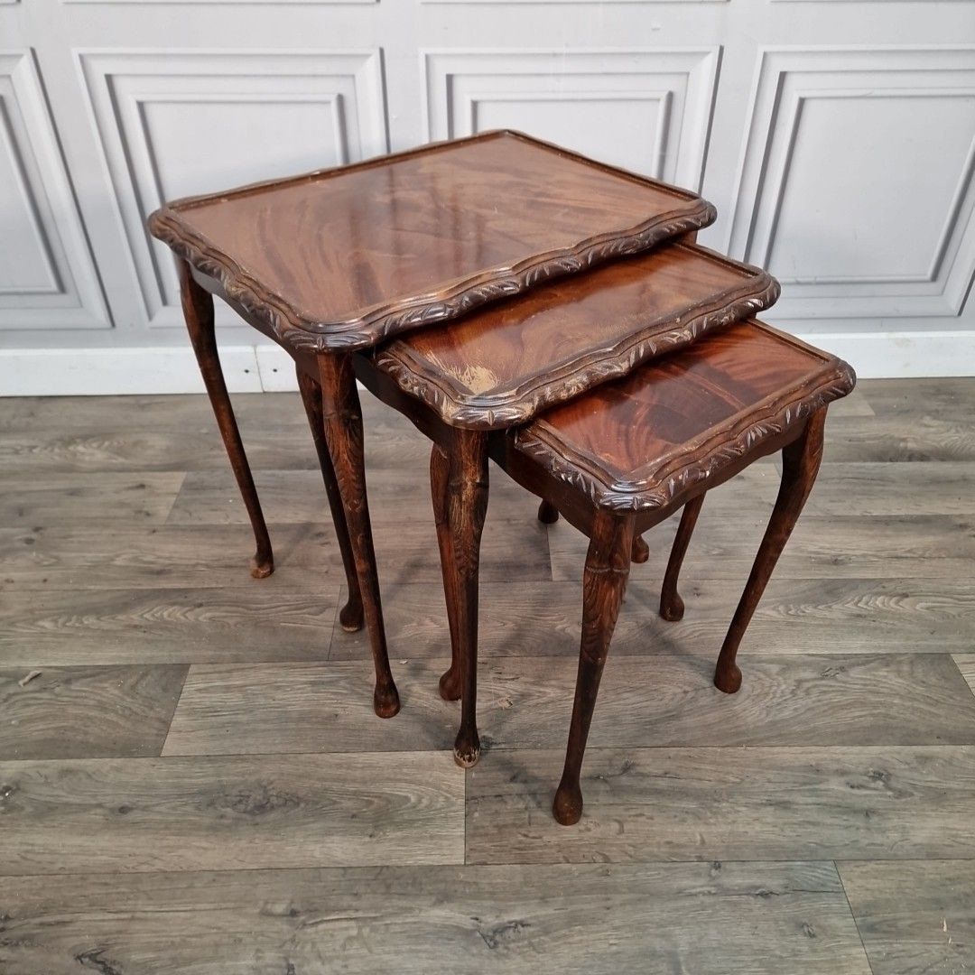 Vintage Nest Of Tables Mahogany Queen Anne Antique Style Nesting Side Table photo for sale