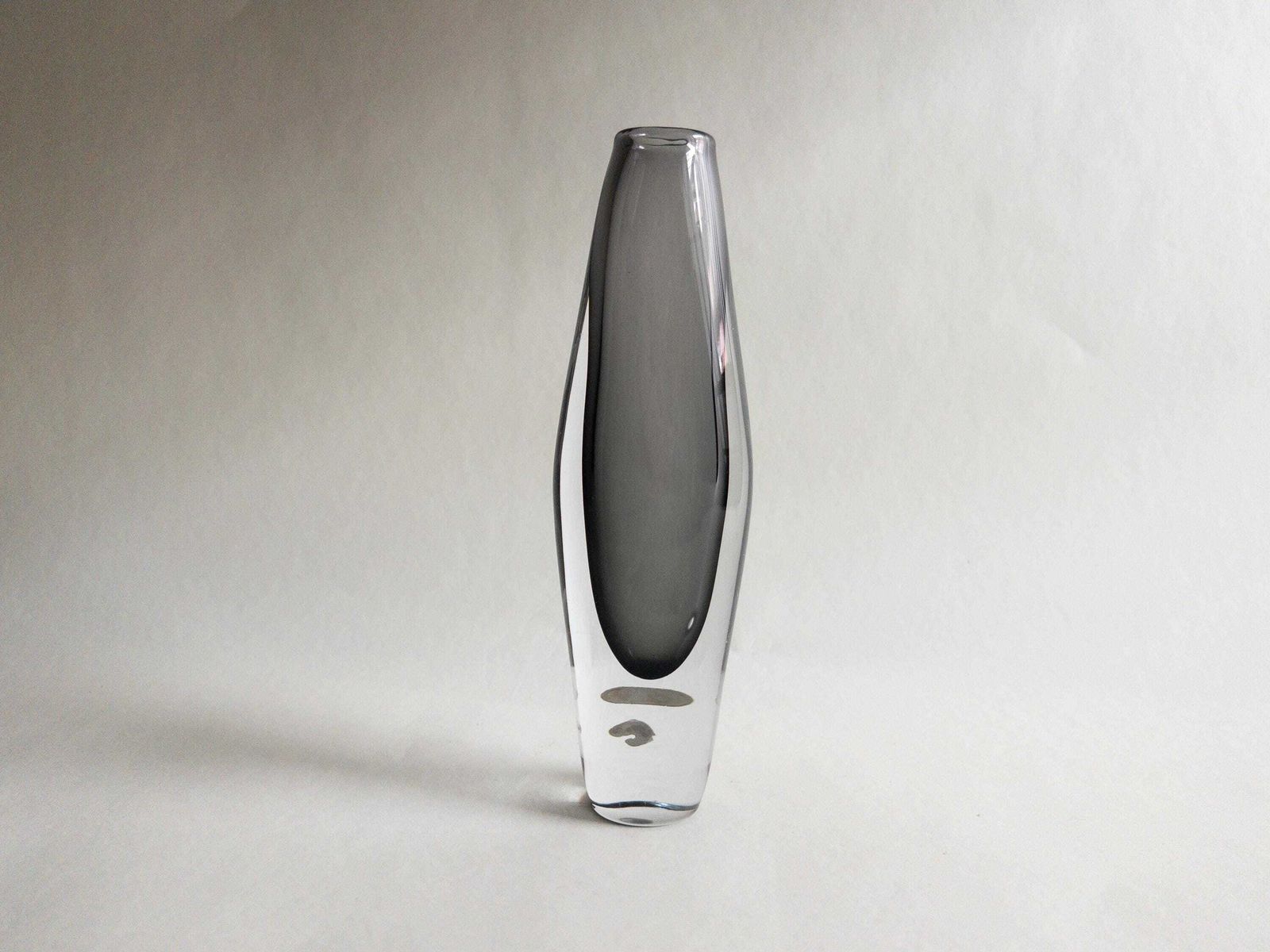 Josef Schott Art Glass Vase: Smokey Grey Smalandshyttan, Sweden photo vintage